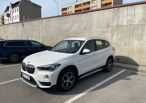 BMW X1 cena 114899 przebieg: 61757, rok produkcji 2019 z Kłobuck małe 596